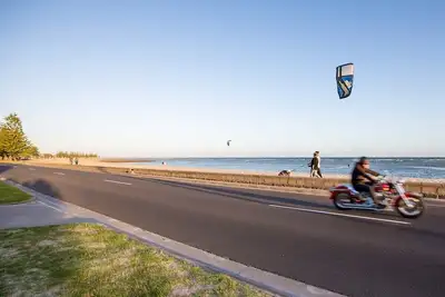 Image de Altona Beachfront Haven - 1 Bed, 1 Bath