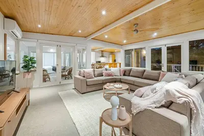 Image de Seajourn Summary:<br>Wel