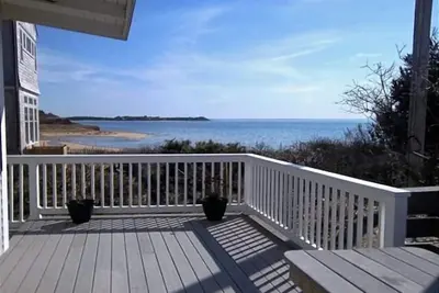 Water Facing Home on Hiawatha Beach (2246)