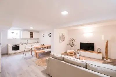 Cozy apartment Below Eden