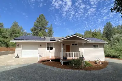 Image de Rural home wheelchair accessible, pet friendly close to River & lake & I-80.