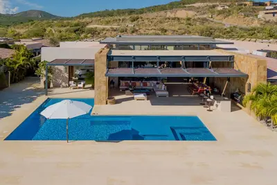 Image de Golf course, marina, private beach, great food, charming San Jose town