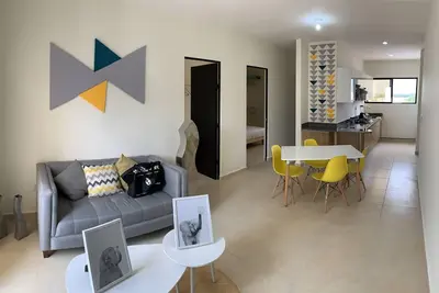 Image de Enjoy the paradise in our two bedroom apartment located at the newest area