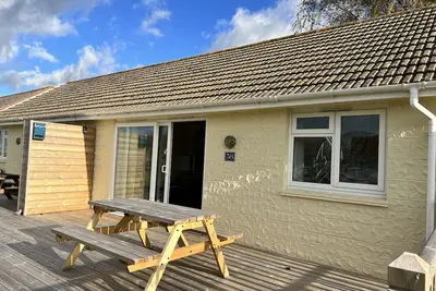 Image de 2 Bedroom Bungalow Sv58, Seaview, Isle of Wight, Dog Friendly, free wifi