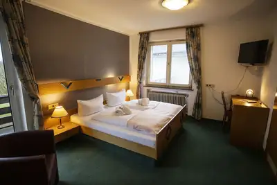 Loft low budget room, 15sqm, shower and Wc, max. 2 persons