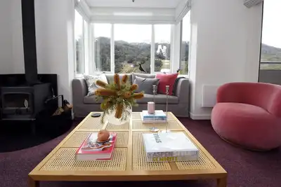 Image de Heart of Thredbo Village with Spectacular Mountain Views & Car Space