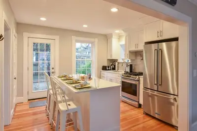 Image de Centrally Located Home w/ Patio Fire Pit!