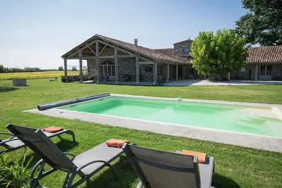 Image de Charmante maison de maître avec piscine