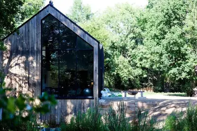 Image de Chill @ architect designed home with wild swimming