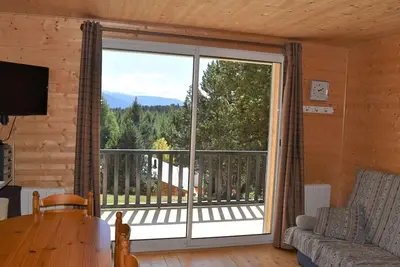 Image de Charmant T2 cabine 35m² avec terrasse, exposition sud-ouest, bien équipé, Bolquère, sans animaux