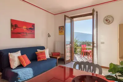 Image de Appartamento Panorama wit lake view balcony