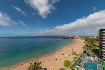 Image de Whaler 1052 Direct Oceanfront 2-Bedroom Corner Unit