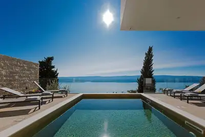 Image de Luxury Villa Gust with sea view, pool, hot tub, cinema and vine bar