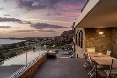 Villa à Stintino avec 5 chambres à coucher, 12 couchages