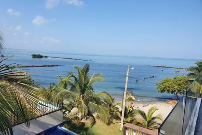 Image de Casa frente al mar con piscina, terraza, aire acondicionado, totalmente dotada.