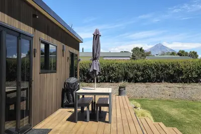 Image de Peaceful On Pembroke - Your home away from home with stunning mountain view