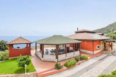 Image de Luxury and affordable villa with private pool and wellness area between Capo d'Orlando and Tindari