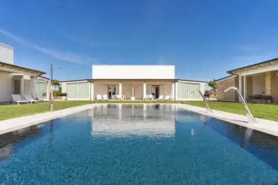 Image de \"Dimora Fraschi\" - 4 exclusive holiday home in a residence with swimming pool