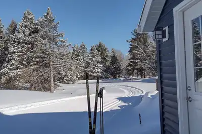 Image de Kaartunen Kottage Abr Xc Ski/Snowshoe In/Out directly from your porch!