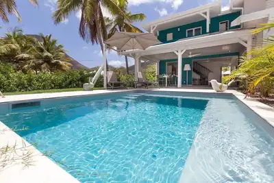 Image de Villa Tamarin, à 50 mètres de la mer!