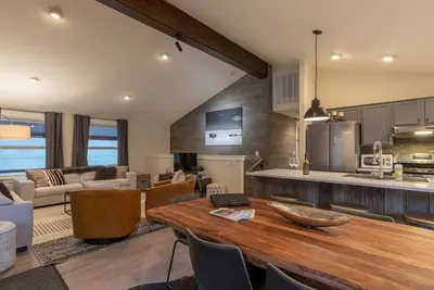 Image de Walk to New Gondola & Best of Jackson - 30% monthly discount