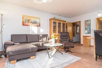 Image de Spacious Möwennest vacation apartment with terrace, garden view and pool in Zingst