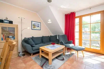 Image de Comfortable vacation apartment with balcony, garden view and heated pool in Zingst -