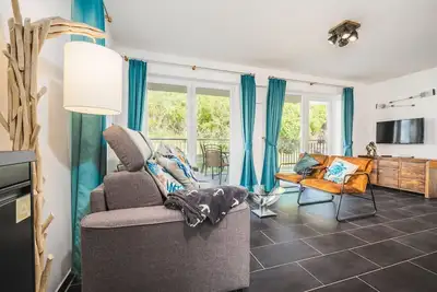 Image de Stylish vacation apartment on the North Sea with sauna and beautiful terrace on the dike