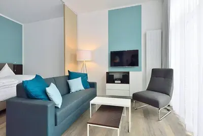 Image de Modern, dog-friendly apartment with west-facing terrace - only 20 m to the beach! -
