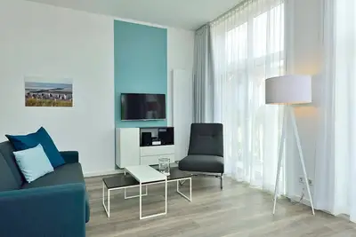 Image de Great apartment with sunny terrace and beach chair - only 20 m to the sandy beach!