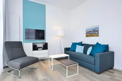 Image de Modern, barrier-free apartment with sunny terrace - only 20 m to the beach! -
