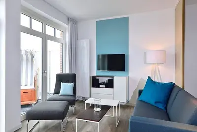 Image de Modern family apartment on the island beach with sea view, balcony and beach chair!