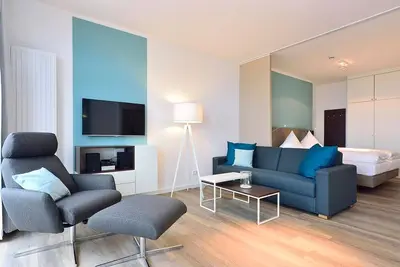 Image de Great apartment on the North Sea beach with direct sea view, balcony and beach chair!