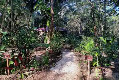 Image de Peaceful Family Cottage w/ Ac, 3 beds- Car rental, Restaurant & Private pickup