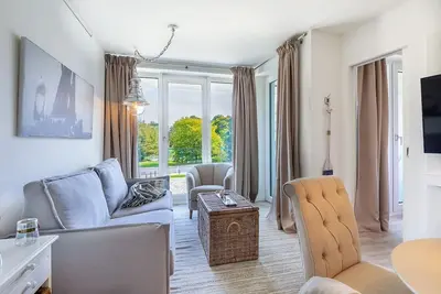 Image de Lovingly furnished premium apartment with loggia and view of Godewindpark