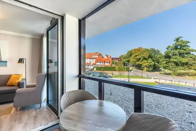 Image de Comfortable, modern apartment in a central location close to the beach with Spa in the house -