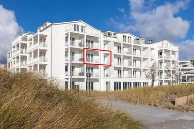 Image de Apartment for 6 people directly on the Baltic Sea beach with a uniquely beautiful sea view -