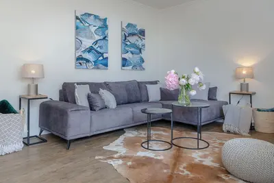 Image de Königsmann - Close to the beach and centrally located, modern vacation apartment with