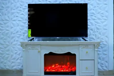 Image de Luxurious Luke’s Apartment: Where Opulence Meets Comfort