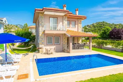 Image de Villa Toprak - Quatre Chambres Villa, Couchages 8