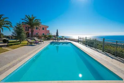 Image de Sunset Mansion