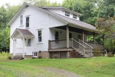 Image de Seclusion/Privacy with direct access to Pa Rail 66 and close to State Game Land
