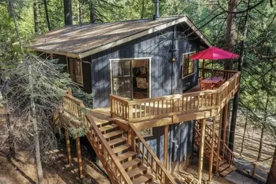 Image de Modern Cabin w/ Ev Car Charger and Pool Access