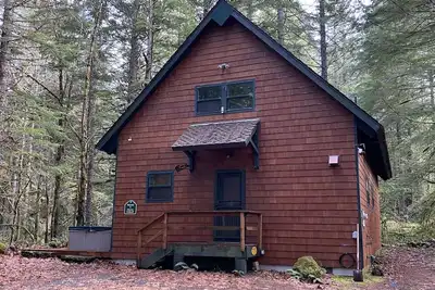 Image de Cheerful Custom Cabin w/Chef’s Kitchen / Hot Tub on Zig Zag River