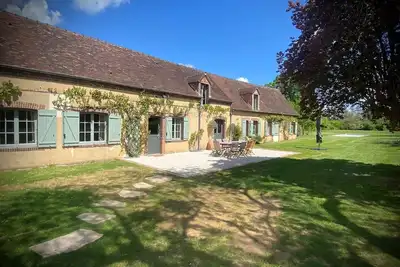 Maison de campagne a 1 heure de Paris - piscine sécurisée et tennis