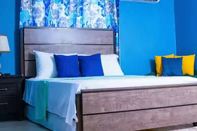 Image de 2 Queen Suites Fully Secure Community Fullly Ac