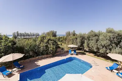 Image de Villa Leantros - Privately Set Villa near the Sea sleeping 8 guests in 4 bedrooms