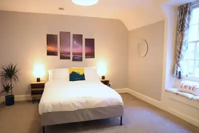 Image de Stylish 1 bed flat on Royal Mile Edinburgh OldTown