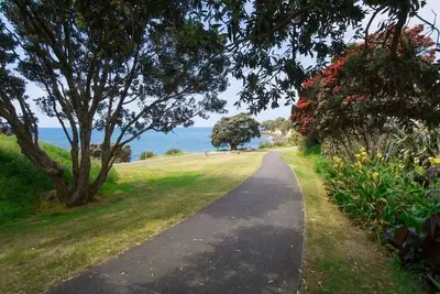 Image de Blue Haven On Belt - seconds to coastal walkway