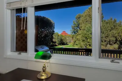 Image de Special Sedona rates - Staycation 25% off from June 1, 2025 thru August 31, 2025